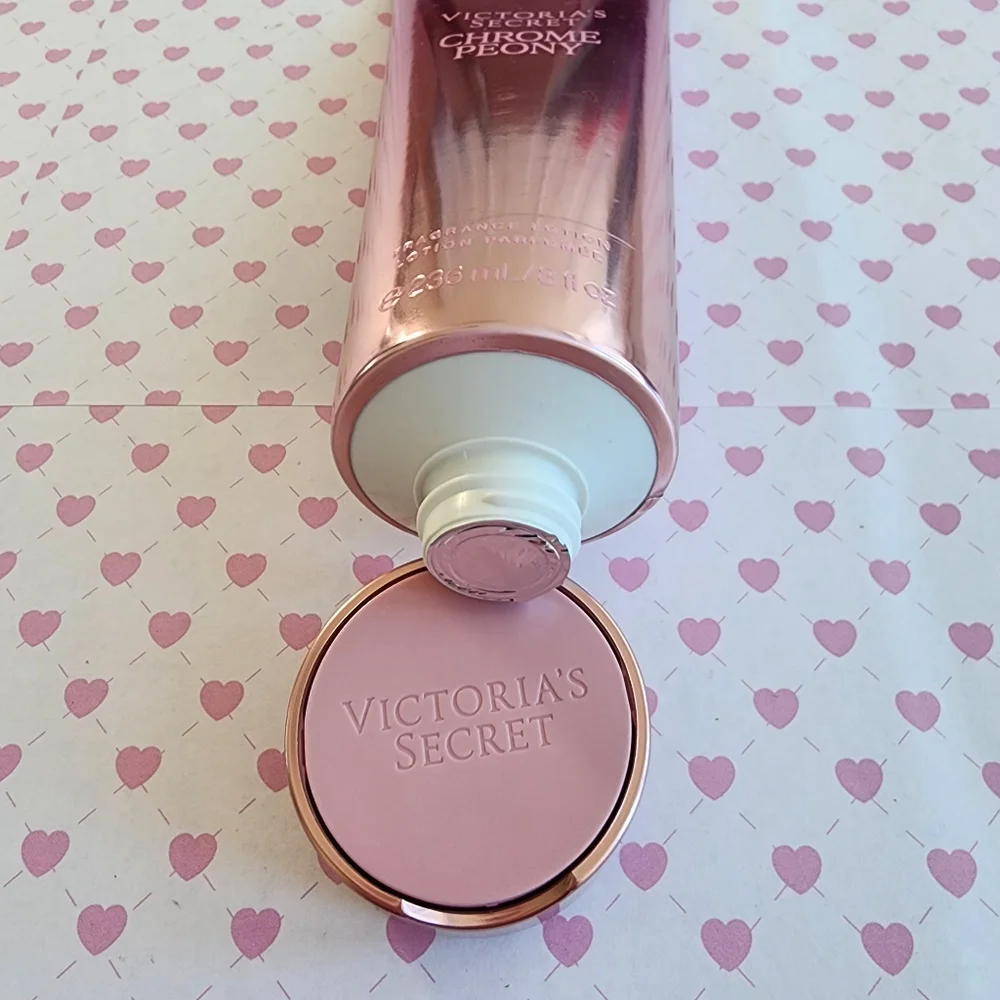Victoria’s Secret Chrome Peony Lotion